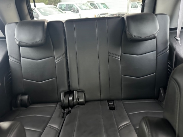 Cadillac Escalade Luxury 4WD 2017