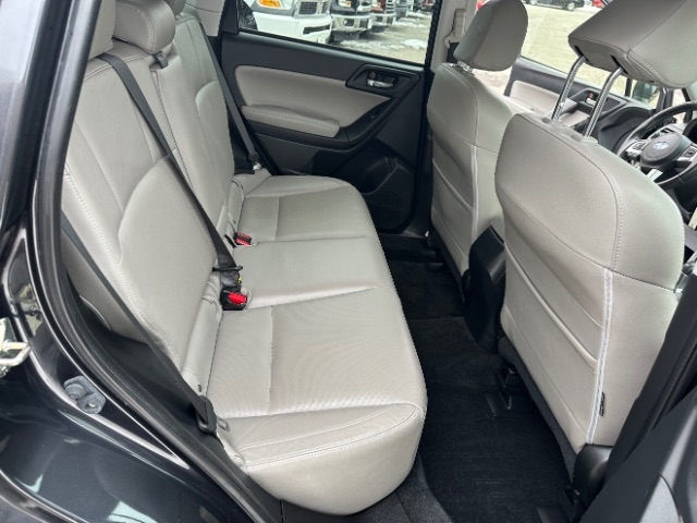 Subaru Forester 2.5i Limited 2017