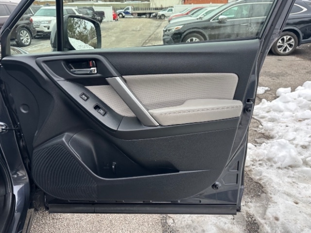 Subaru Forester 2.5i Limited 2017