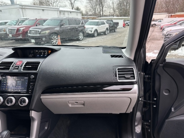 Subaru Forester 2.5i Limited 2017