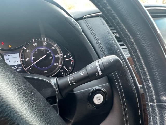 Infiniti QX80 4WD 2015