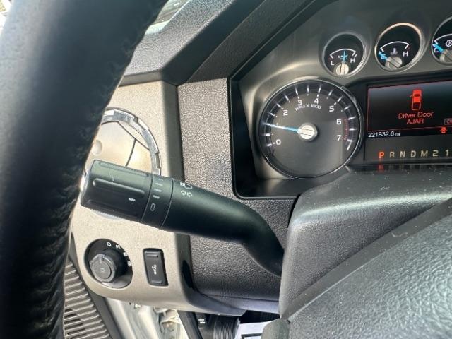 Ford F-250 SD Lariat Crew Cab 4WD 2014