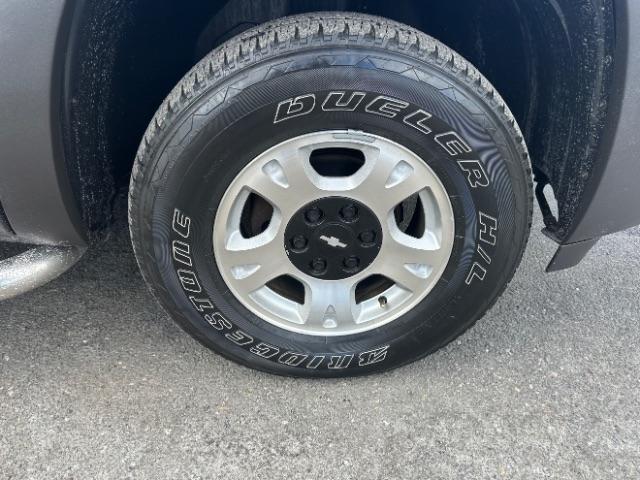 Chevrolet Avalanche 1500 4WD 2005