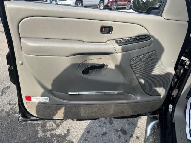 Chevrolet Avalanche 1500 4WD 2005