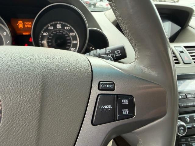 Acura MDX 6-Spd AT w/Tech Package 2013