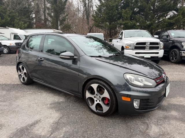 Volkswagen GTI 2.0T Coupe PZEV 2010