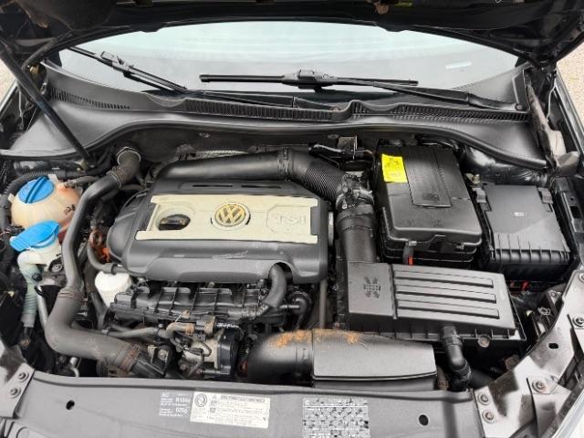 Volkswagen GTI 2.0T Coupe PZEV 2010