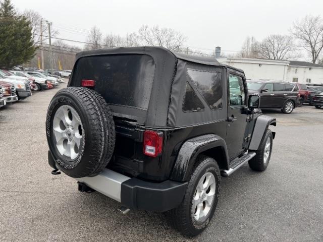 Jeep Wrangler Sahara 4WD 2014