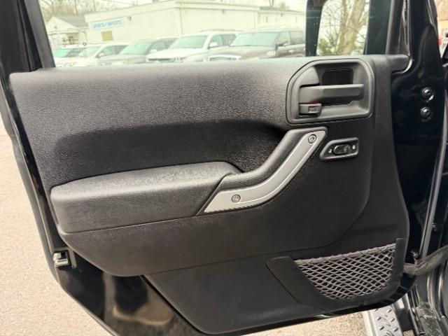 Jeep Wrangler Sahara 4WD 2014