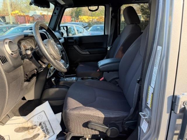 Jeep Wrangler Unlimited Sport 4WD 2013