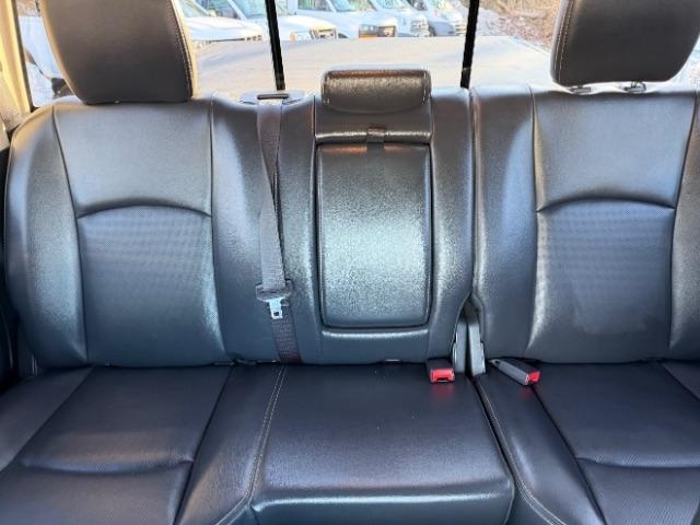 RAM 1500 Laramie Crew Cab 4WD 2011