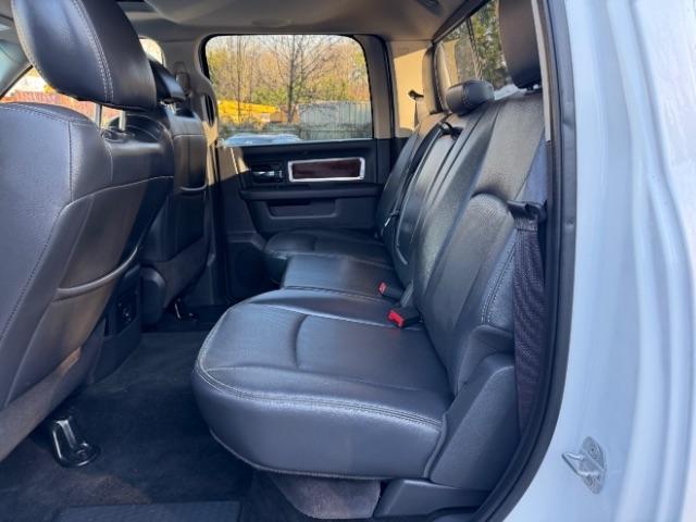 RAM 1500 Laramie Crew Cab 4WD 2011