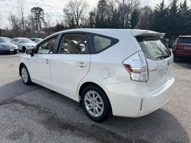 Toyota Prius V Three 2012