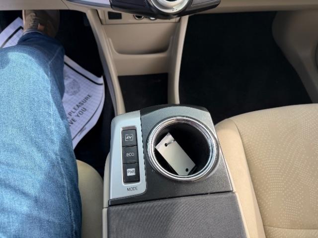 Toyota Prius V Three 2012