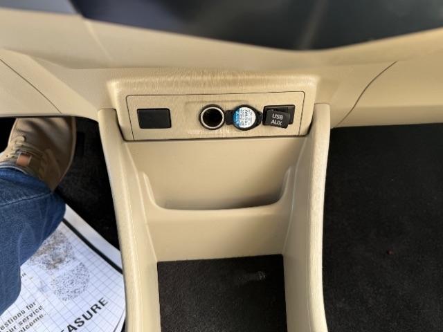 Toyota Prius V Three 2012