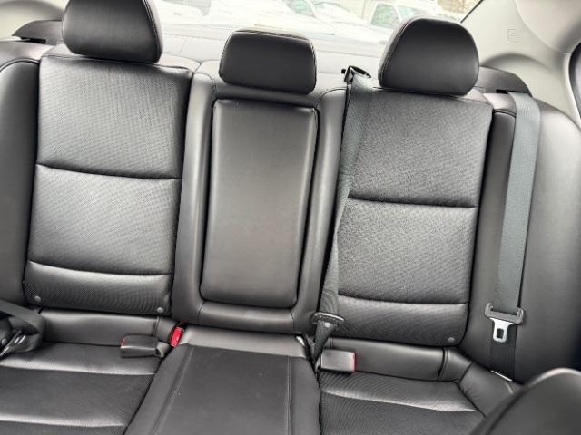 Acura TLX 9-Spd AT w/Technology Package 2015