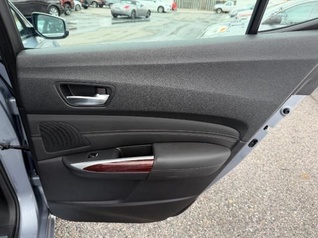 Acura TLX 9-Spd AT w/Technology Package 2015