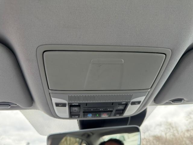 Acura TLX 9-Spd AT w/Technology Package 2015