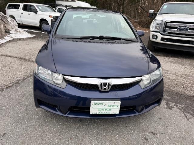 Honda Civic LX Sedan 5-Speed AT 2011