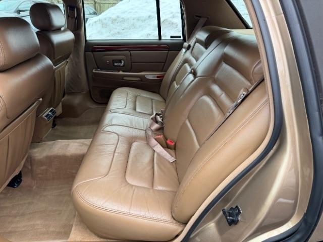 Cadillac DeVille Base 1998