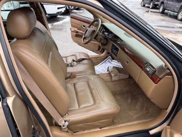 Cadillac DeVille Base 1998