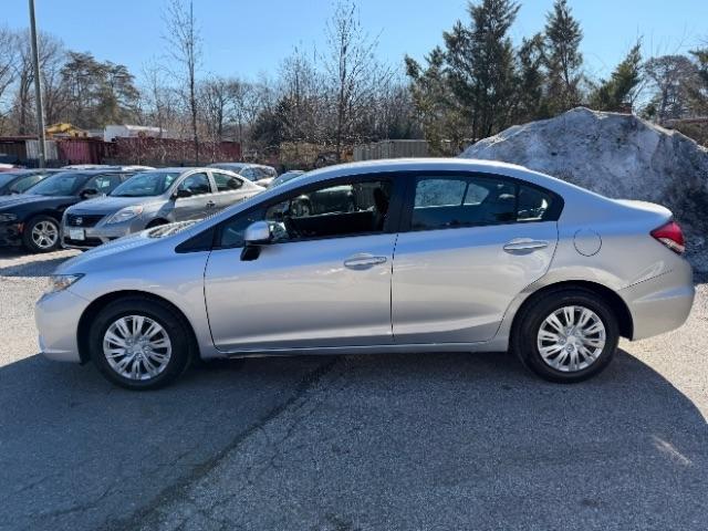 Honda Civic LX Sedan 5-Speed AT 2013