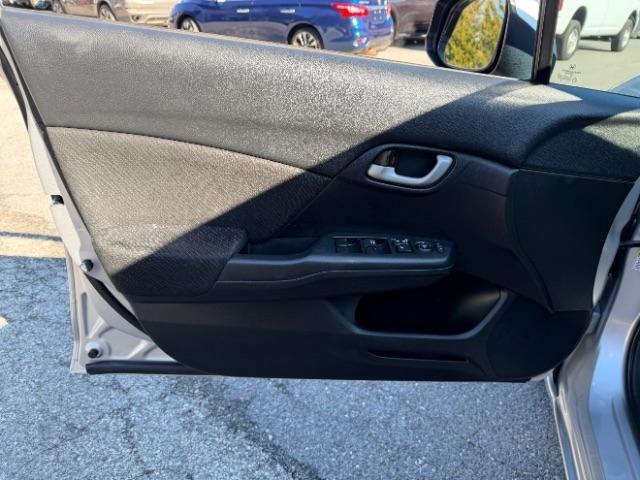 Honda Civic LX Sedan 5-Speed AT 2013