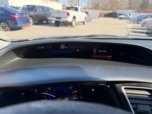 Honda Civic LX Sedan 5-Speed AT 2013