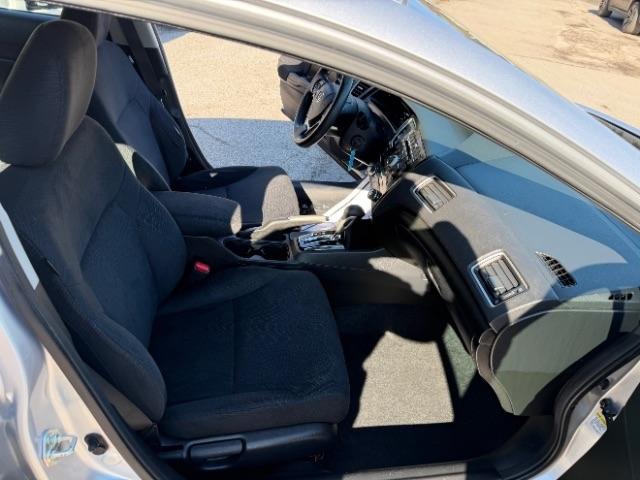 Honda Civic LX Sedan 5-Speed AT 2013