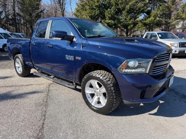 RAM 1500 Sport Quad Cab 4WD 2016