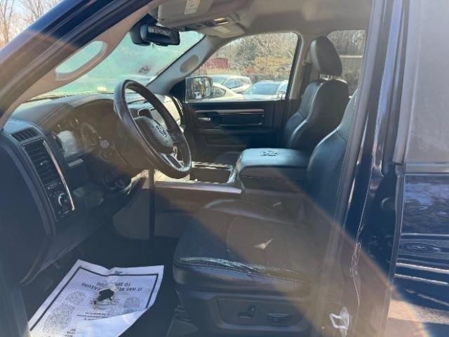 RAM 1500 Sport Quad Cab 4WD 2016