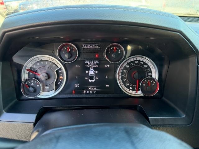 RAM 1500 Sport Quad Cab 4WD 2016