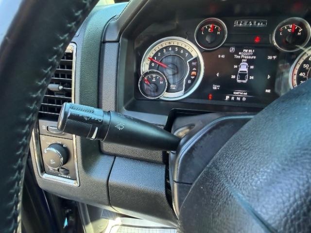 RAM 1500 Sport Quad Cab 4WD 2016