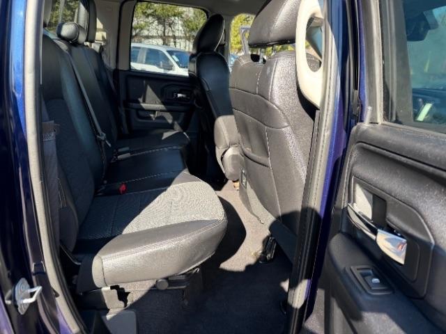 RAM 1500 Sport Quad Cab 4WD 2016