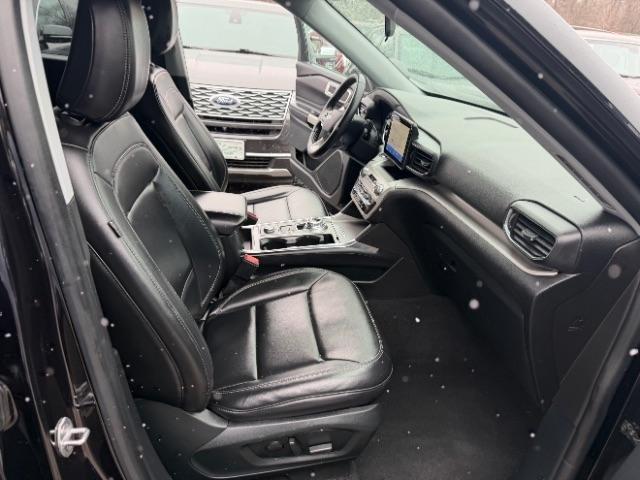 Ford Explorer XLT AWD 2021