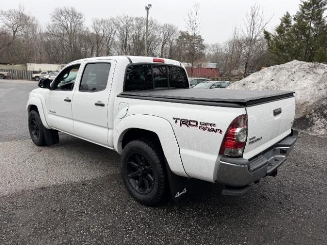 Toyota Tacoma Double Cab V6 6MT 4WD 2015
