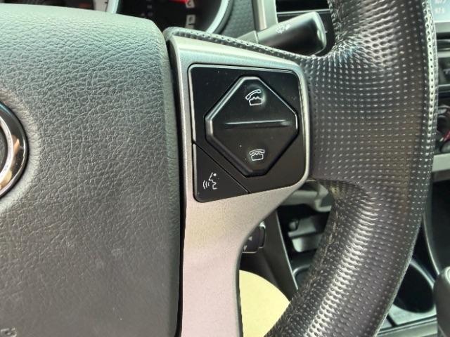 Toyota Tacoma Double Cab V6 6MT 4WD 2015