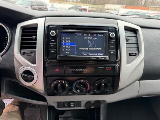 Toyota Tacoma Double Cab V6 6MT 4WD 2015