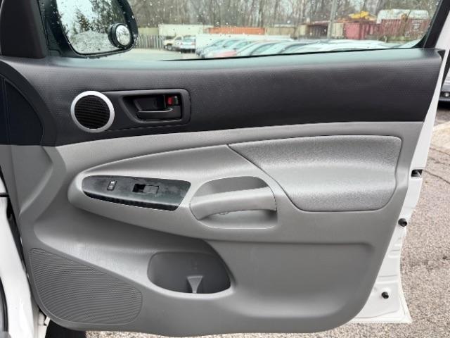 Toyota Tacoma Double Cab V6 6MT 4WD 2015