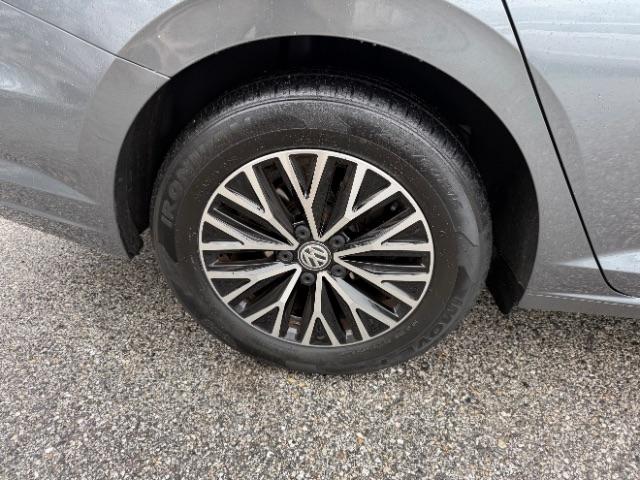 Volkswagen Jetta 1.4T SE 8A 2021