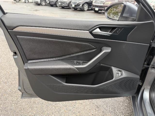 Volkswagen Jetta 1.4T SE 8A 2021