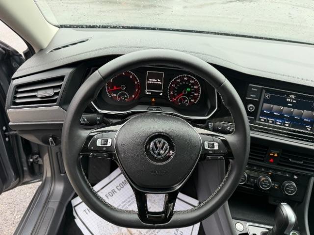 Volkswagen Jetta 1.4T SE 8A 2021