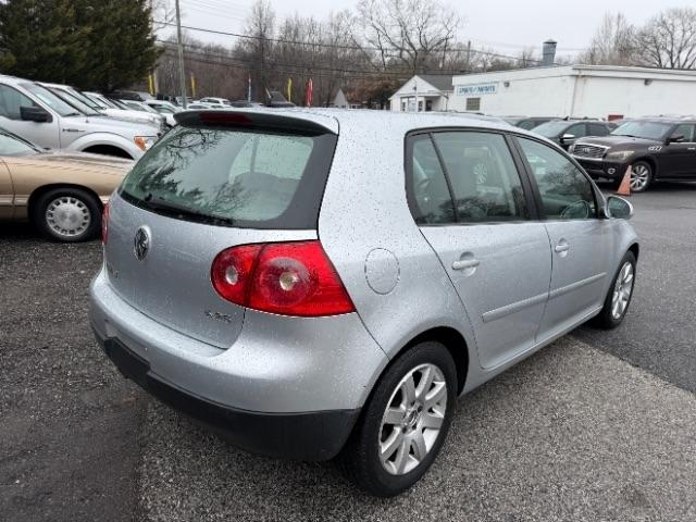 Volkswagen Rabbit 4-Door S 2008