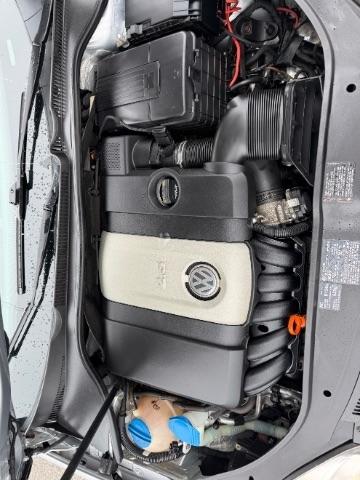 Volkswagen Rabbit 4-Door S 2008