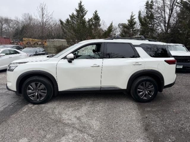 Nissan Pathfinder SV 4WD 2022