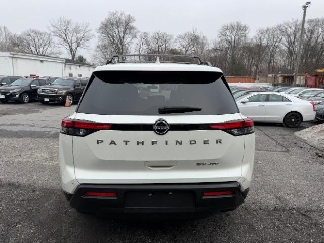 Nissan Pathfinder SV 4WD 2022