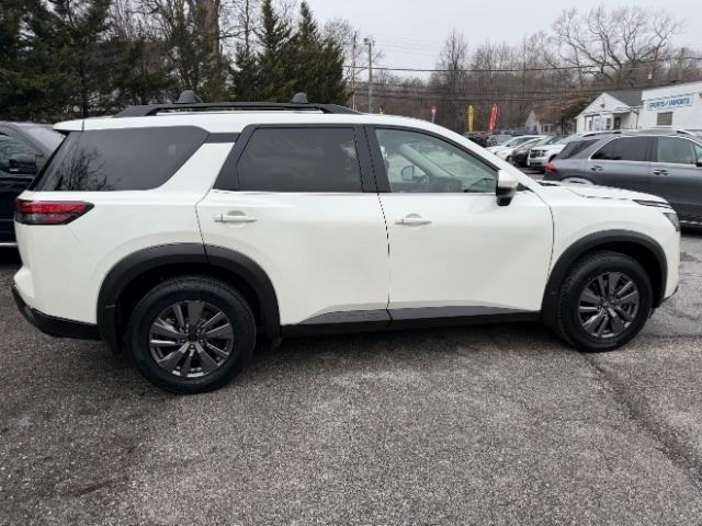 Nissan Pathfinder SV 4WD 2022