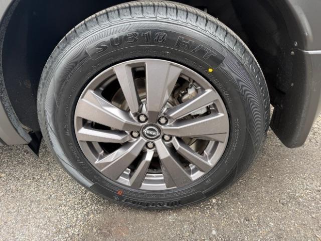 Nissan Pathfinder SV 4WD 2022