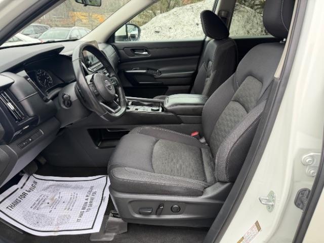 Nissan Pathfinder SV 4WD 2022