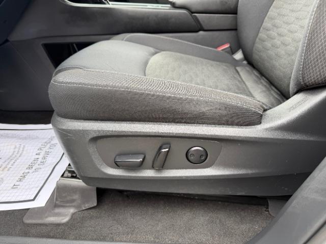 Nissan Pathfinder SV 4WD 2022